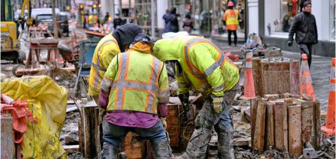 Unsafe Manhattan construction site conditions